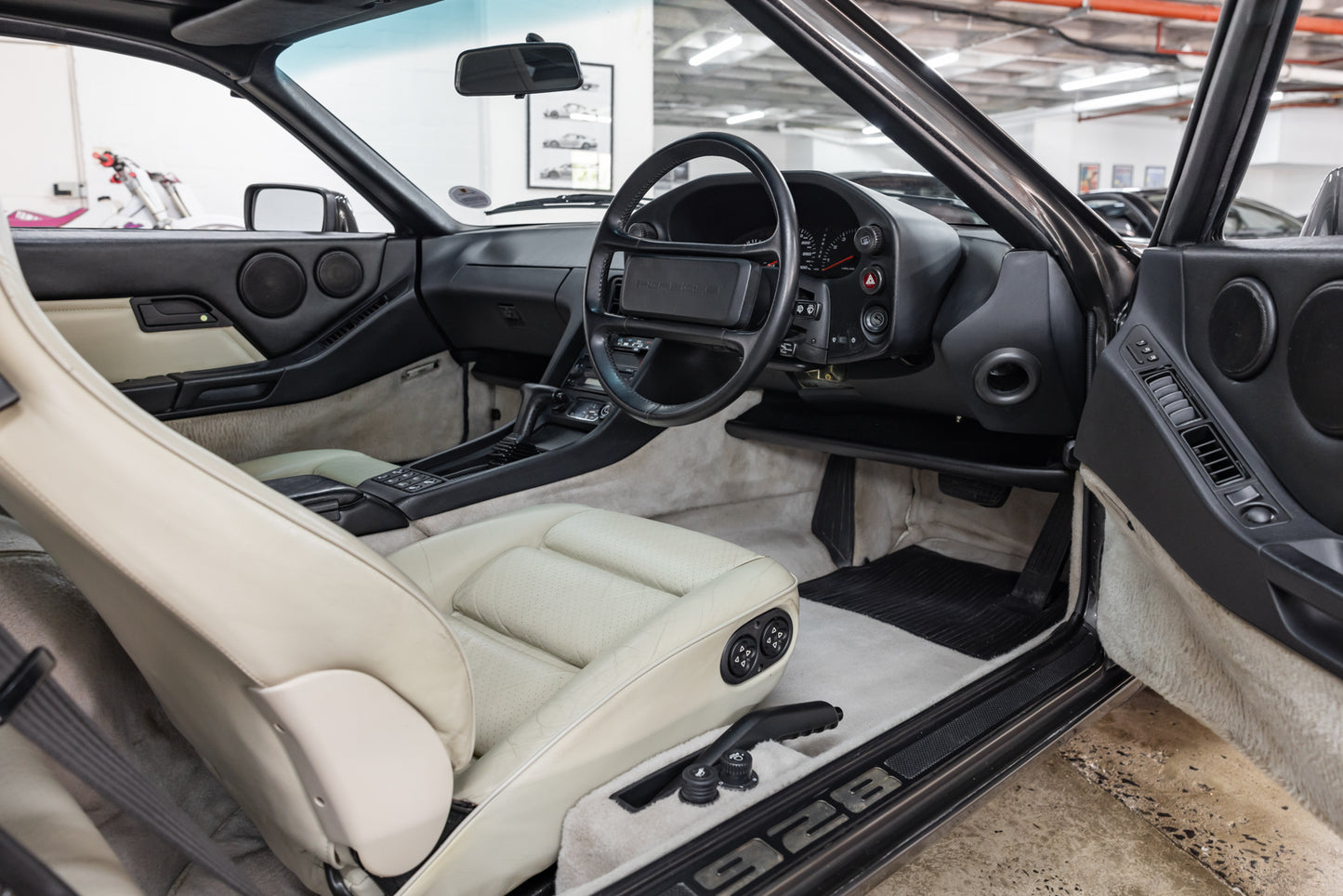 1991 Porsche 928 S4 Auto - 134 000kms