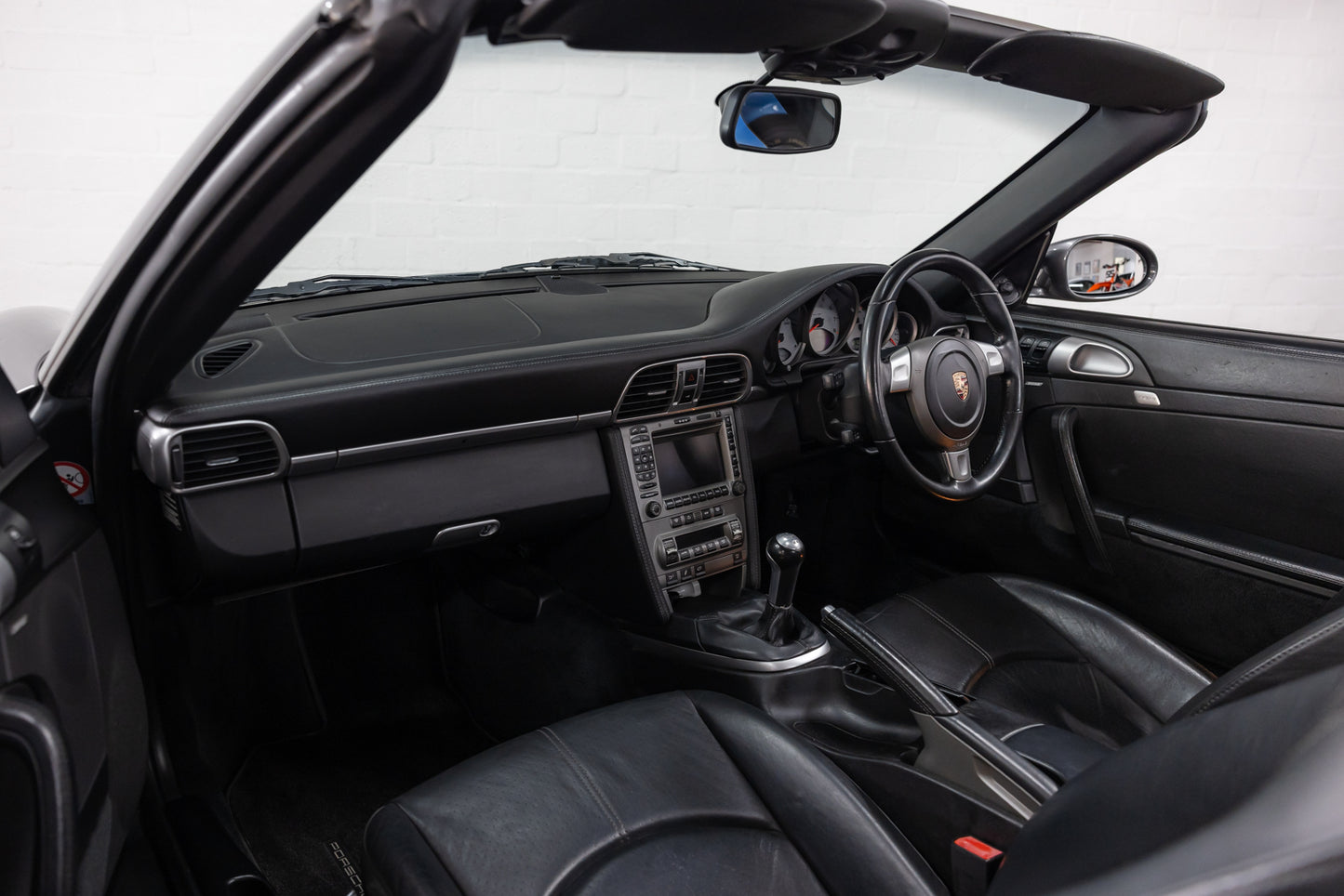 2006 Porsche 911 Carrera S Cabriolet - 114 700kms
