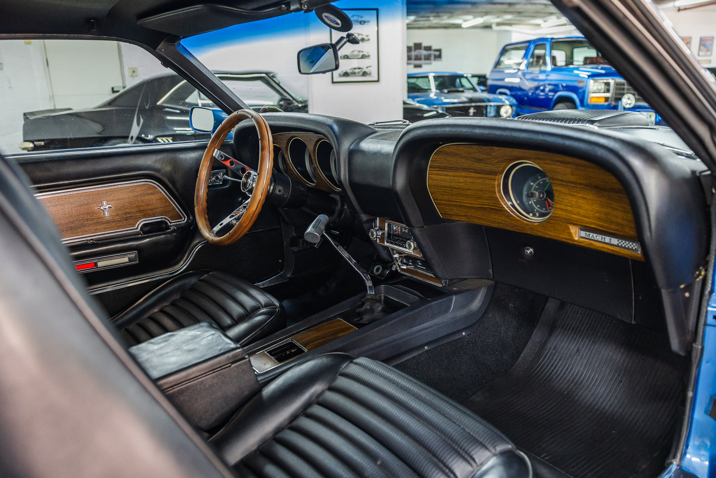 1969 Ford Mustang Mach One 390 - S Code - Manual - 33 000 miles