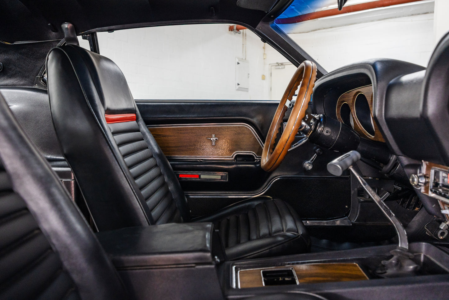1969 Ford Mustang Mach One 390 - S Code - Manual - 33 000 miles