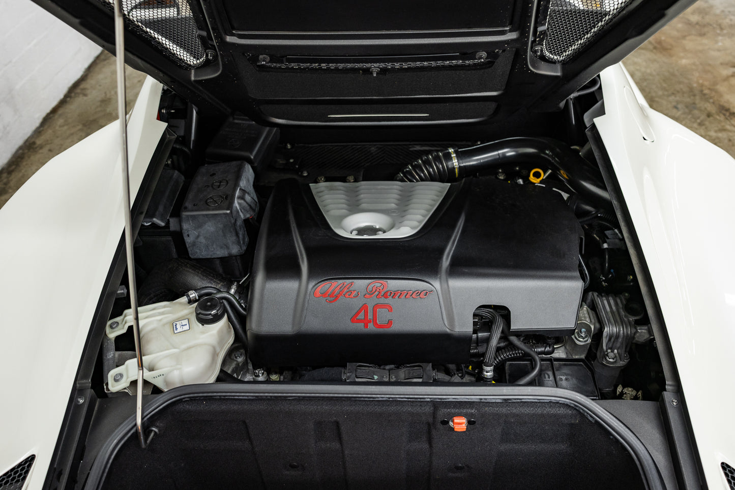 2016 Alfa Romeo 4C - 3900kms