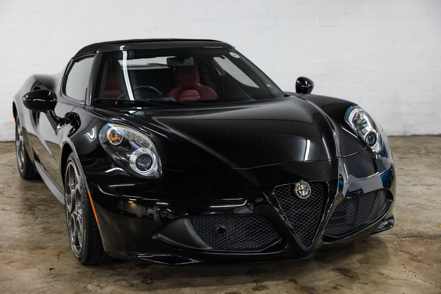 2016 Alfa Romeo 4C Spider - 27 000kms