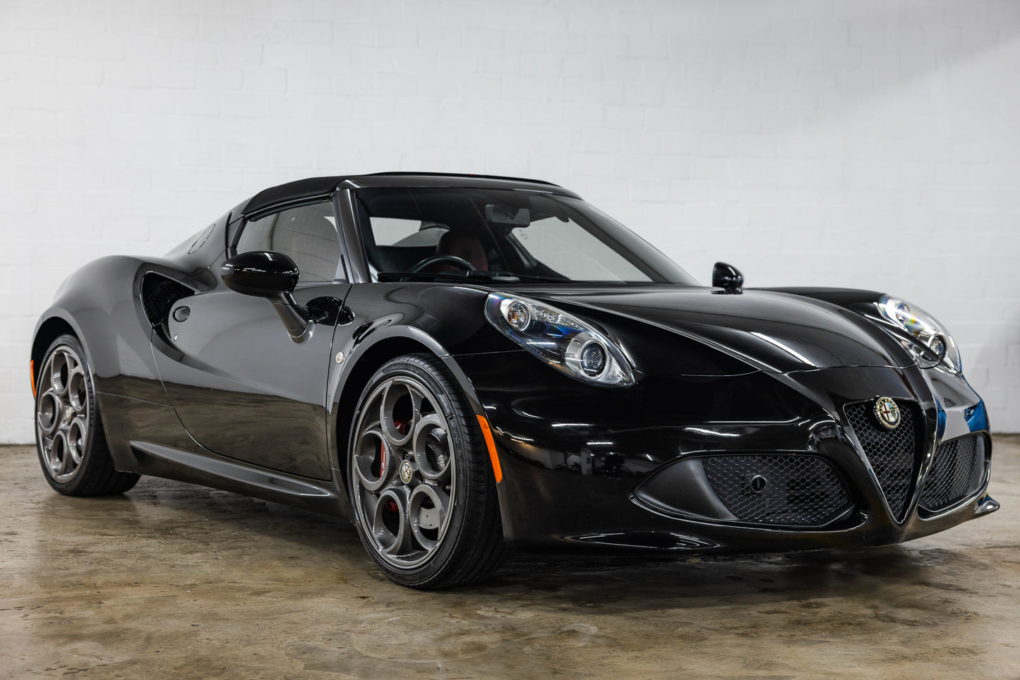 2016 Alfa Romeo 4C Spider - 27 000kms