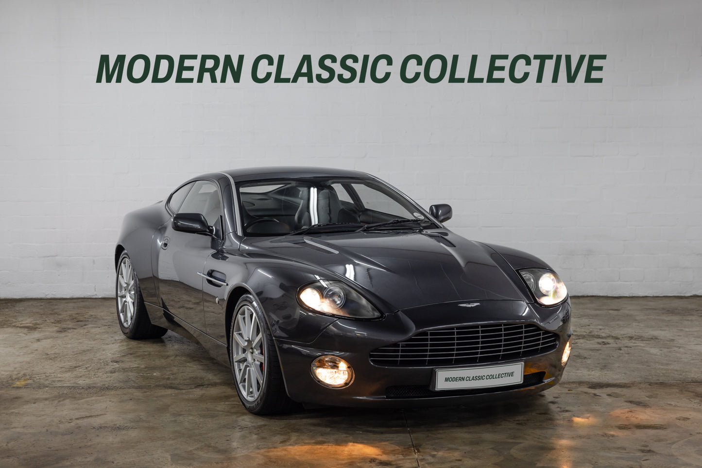 2005 Aston Martin Vanquish S - 18 100 Miles