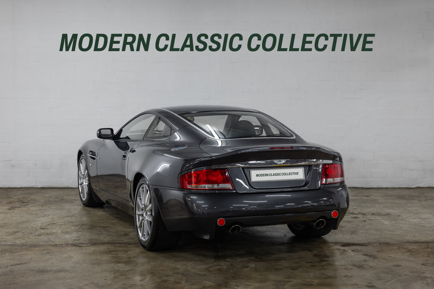 2005 Aston Martin Vanquish S - 18 100 Miles