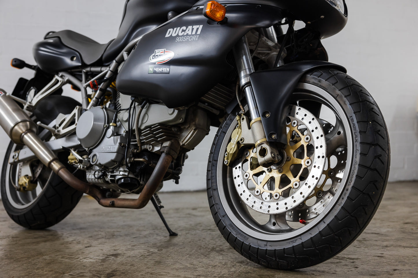 2000 Ducati 900 Sport - 7 400kms