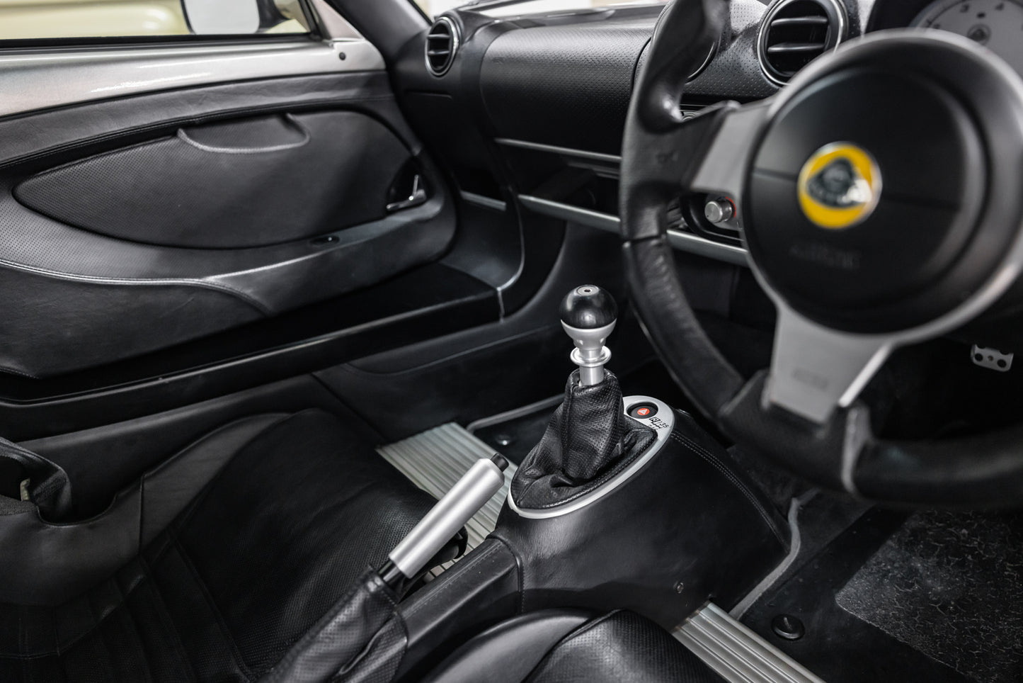 2010 Lotus Europa SE - 39 100kms