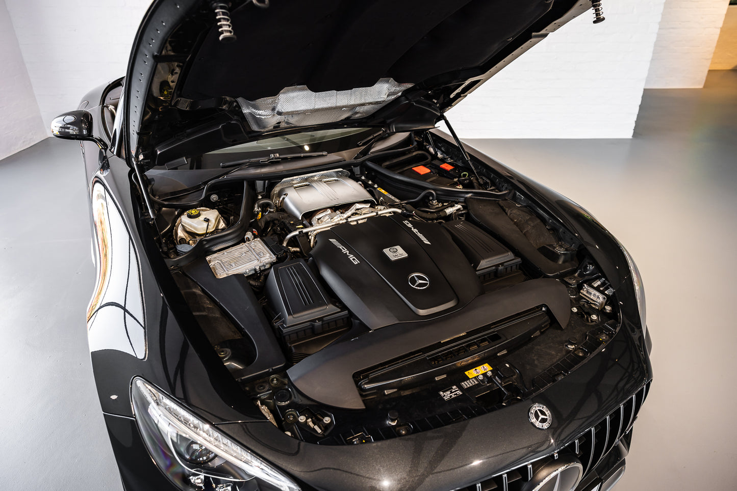 2019 Mercedes AMG GT C - 41 100kms