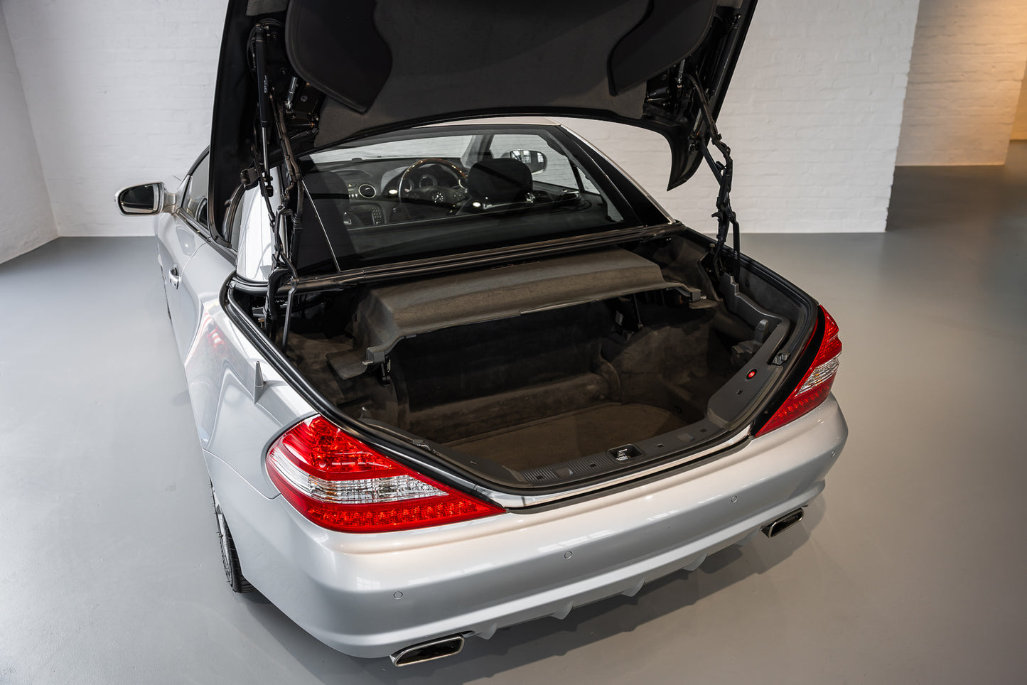 2010 Mercedes SL500 - 36 930kms