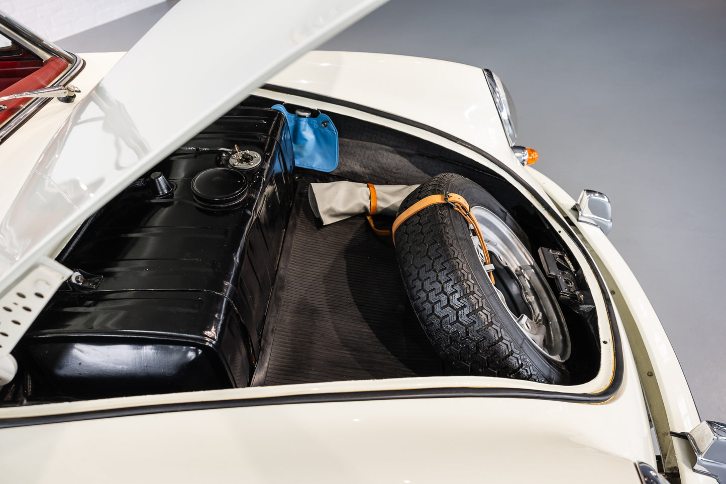 1963 Porsche 356 B Roadster - 33 266 miles