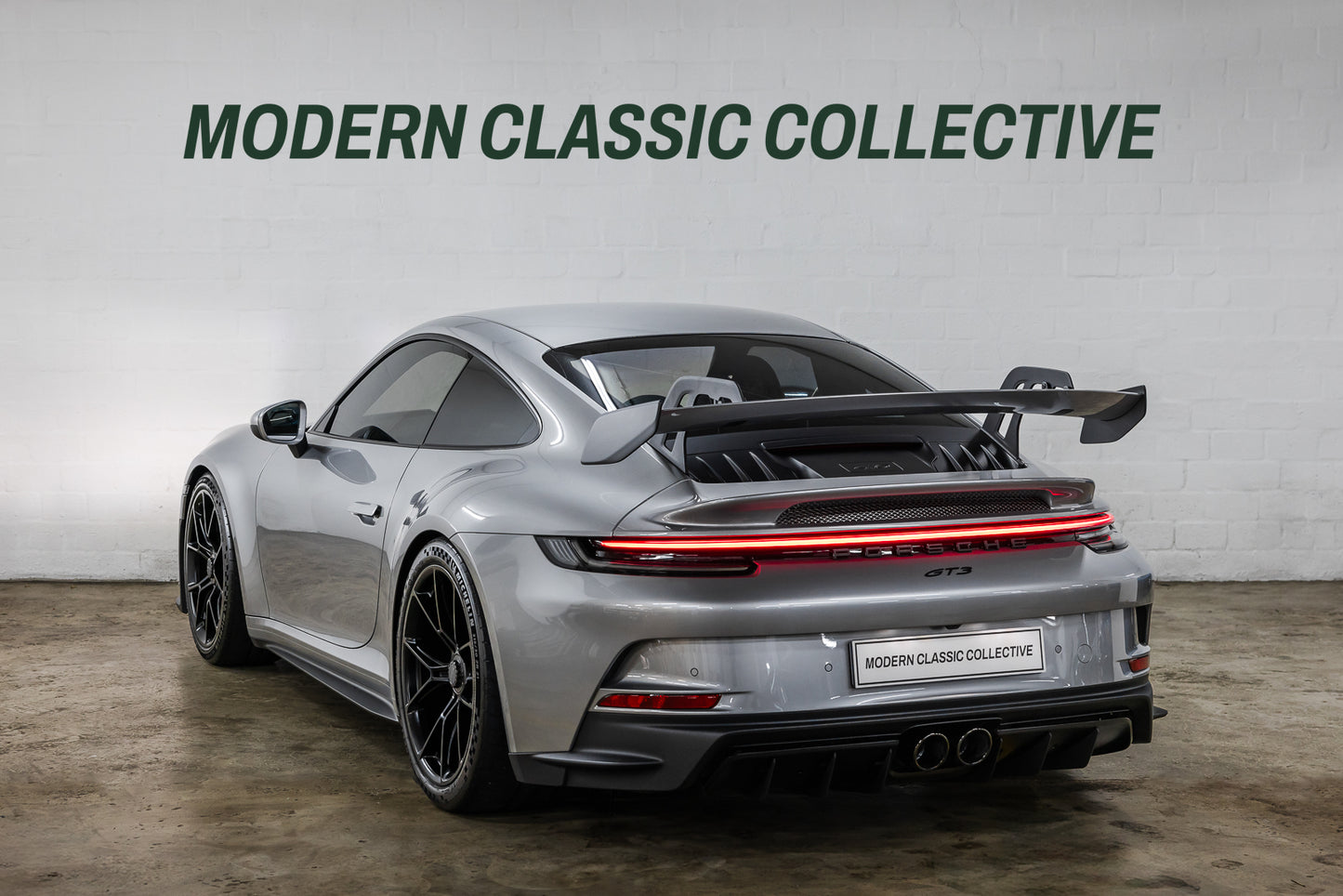 2022 Porsche 992.1 GT3 Manual - 3 750kms