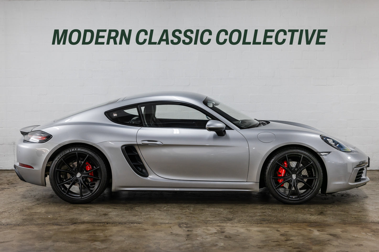 2017 Porsche 718 Cayman S - 7600kms