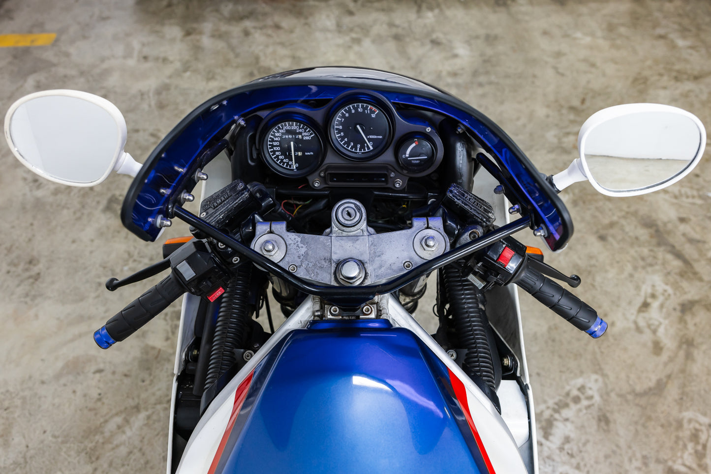 1990 Yamaha FZR 1000 Exup - 36 600kms