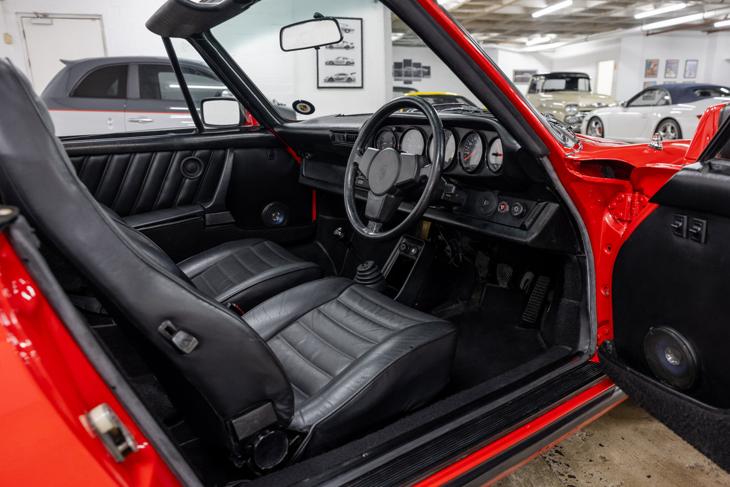 1983 Porsche 911 SC Cabriolet RHD - 236 400kms