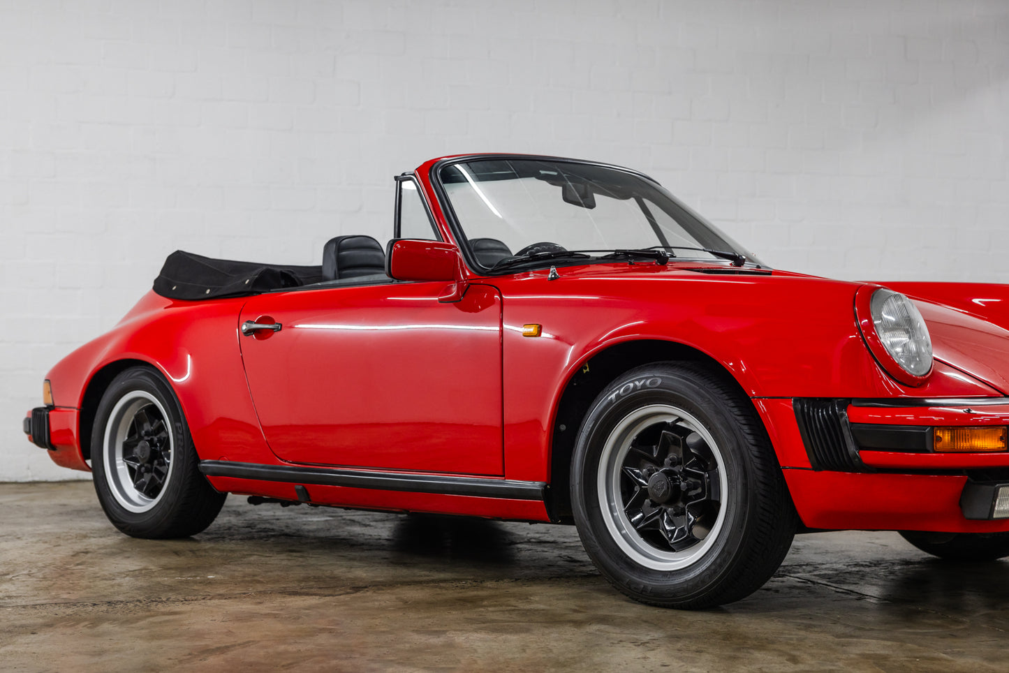 1983 Porsche 911 SC Cabriolet RHD - 236 400kms