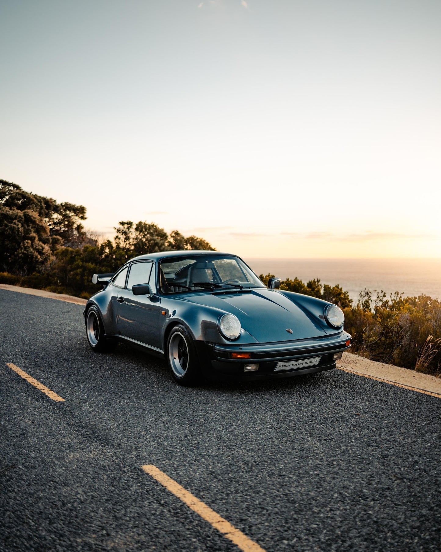 1984 Porsche 911 Carrera 'Turbo Look Recreation' - 154 000kms