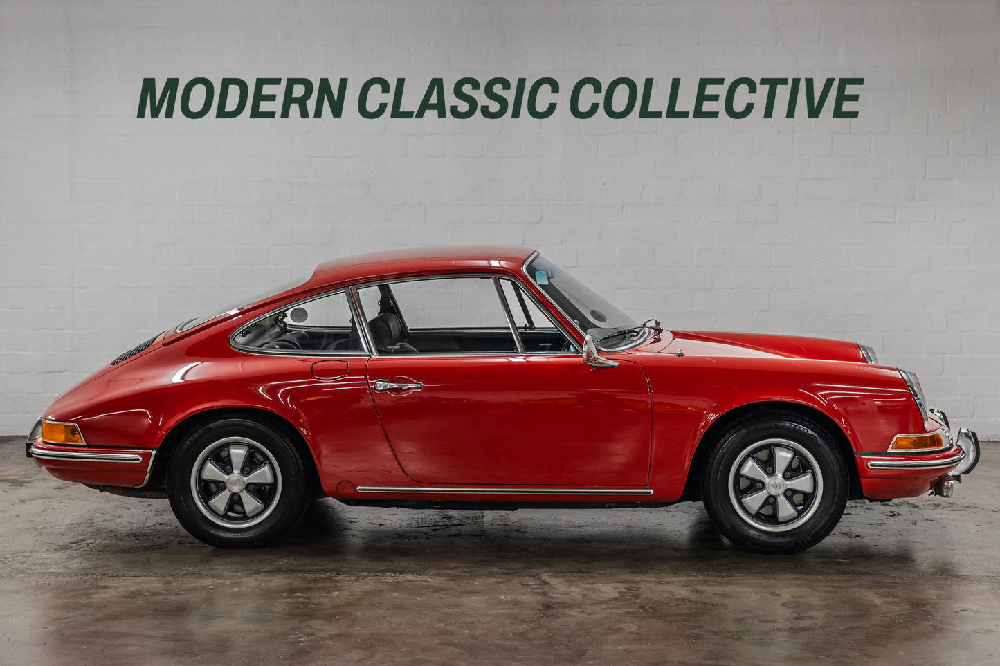 1972 Porsche 911 T 'side-oiler' - 84 510 Kms showing