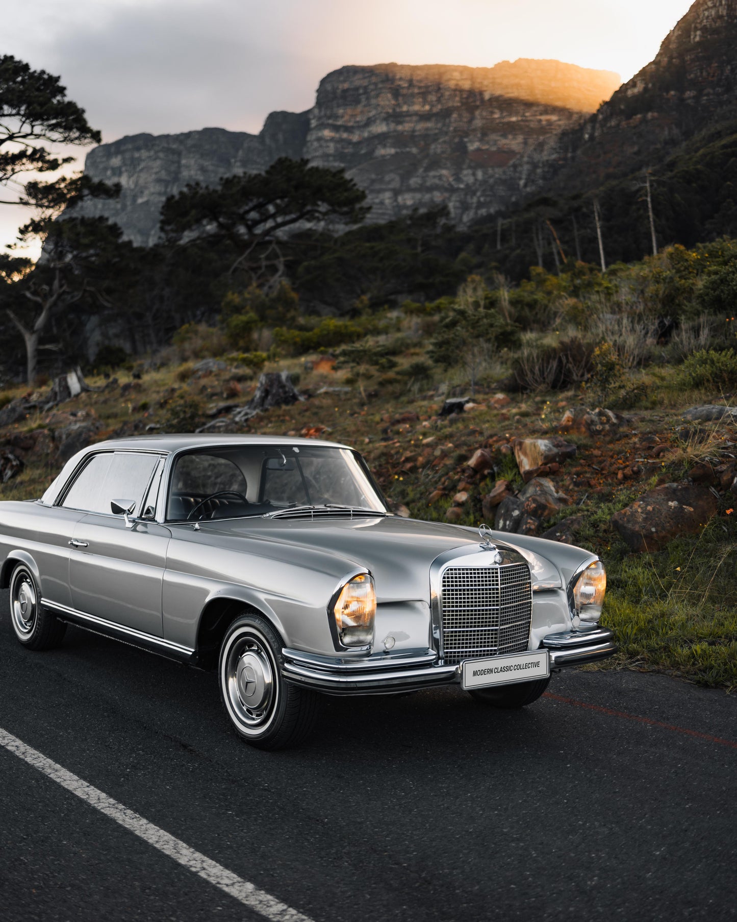 1970 Mercedes 280SE Coupe W111 - Column Shift Auto