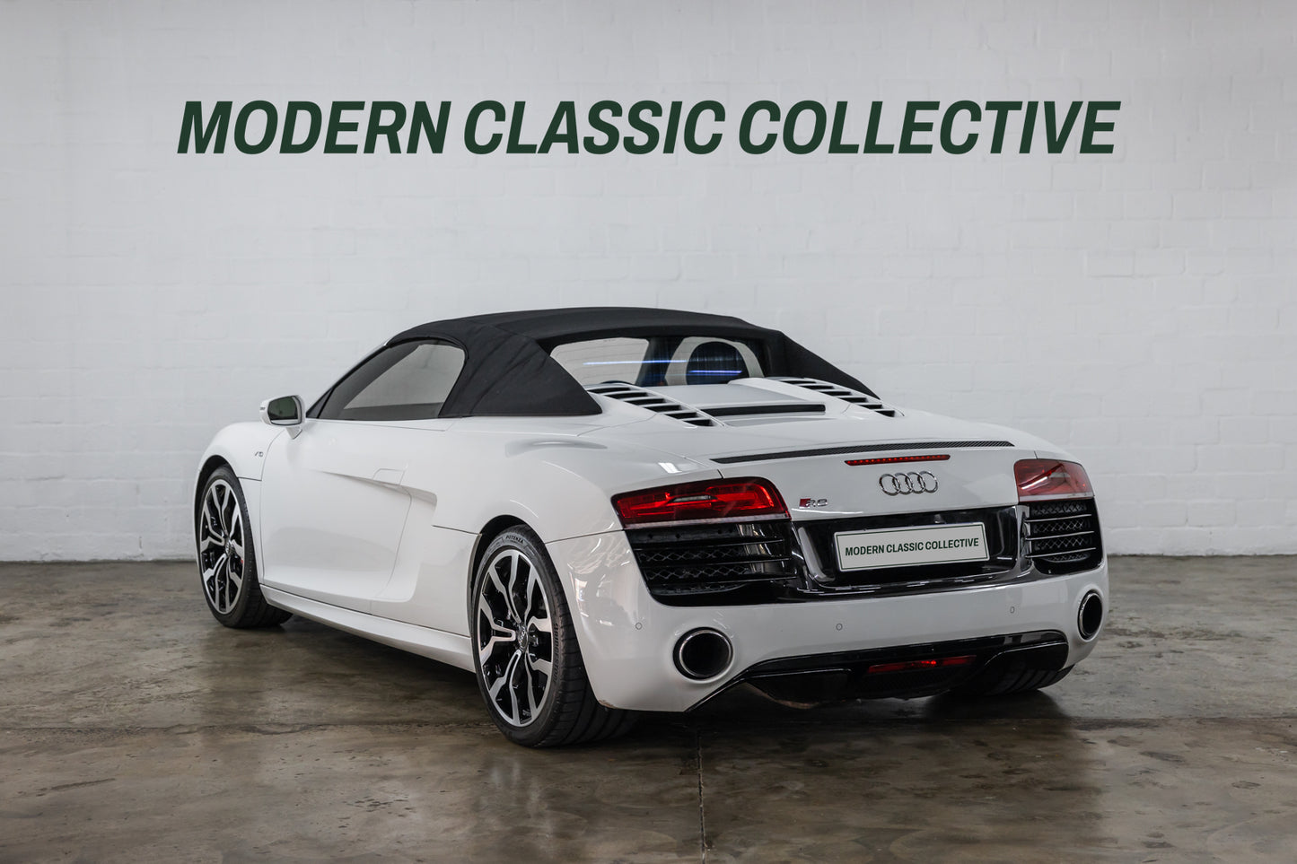 2014 Audi R8 V10 (DUAL CLUTCH) with freeway plan - 61 500kms