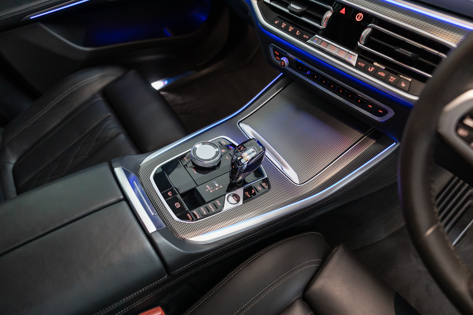 Crystal shifter of a BMW X5 M50i