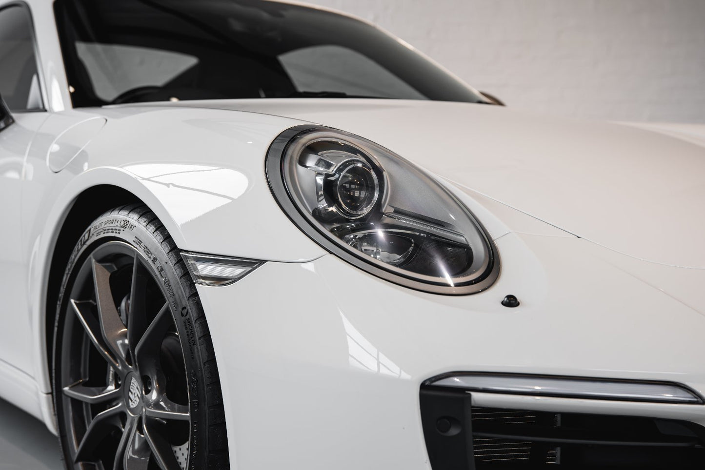 2018 Porsche 991.2 Carrera T PDK - 23 500kms