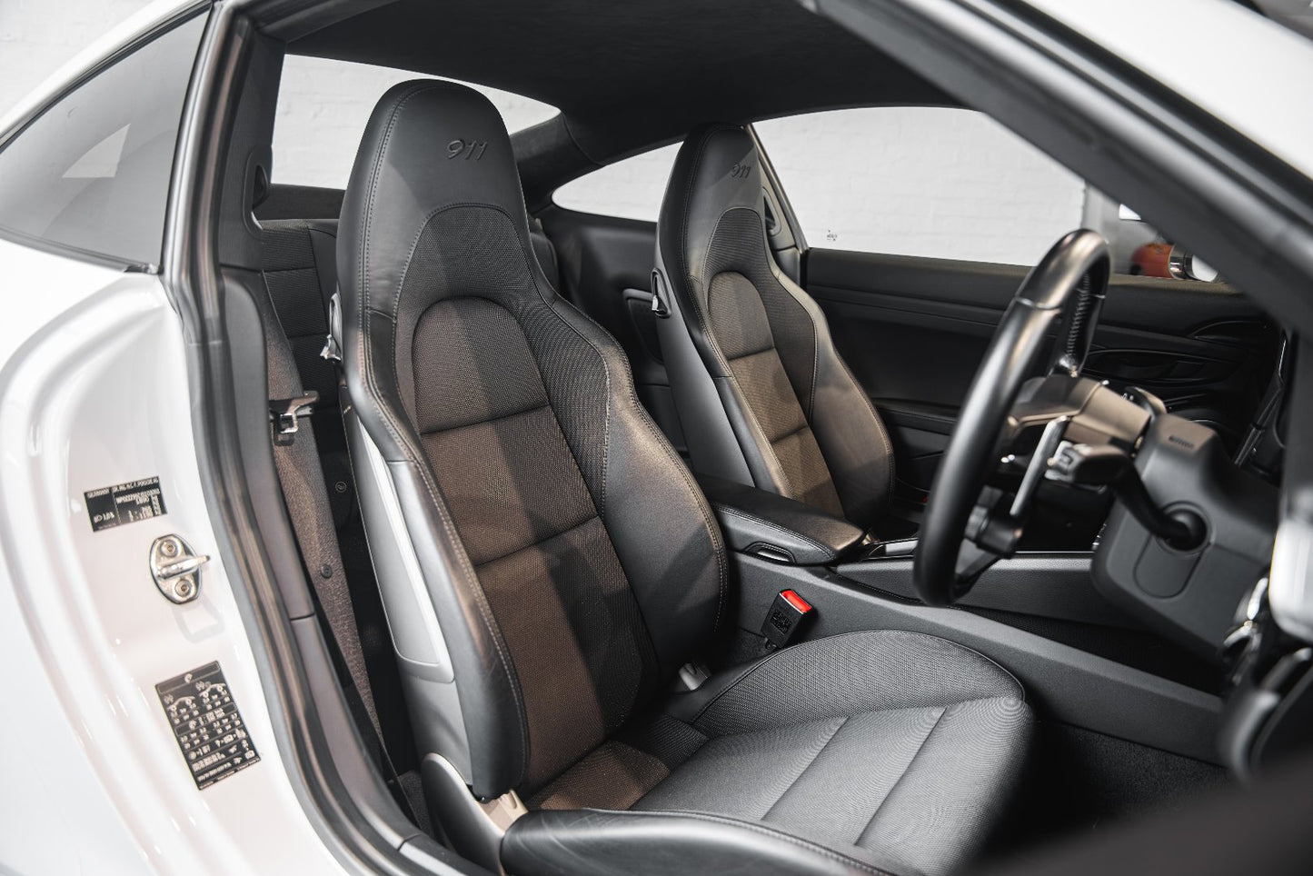 2018 Porsche 991.2 Carrera T PDK - 23 500kms