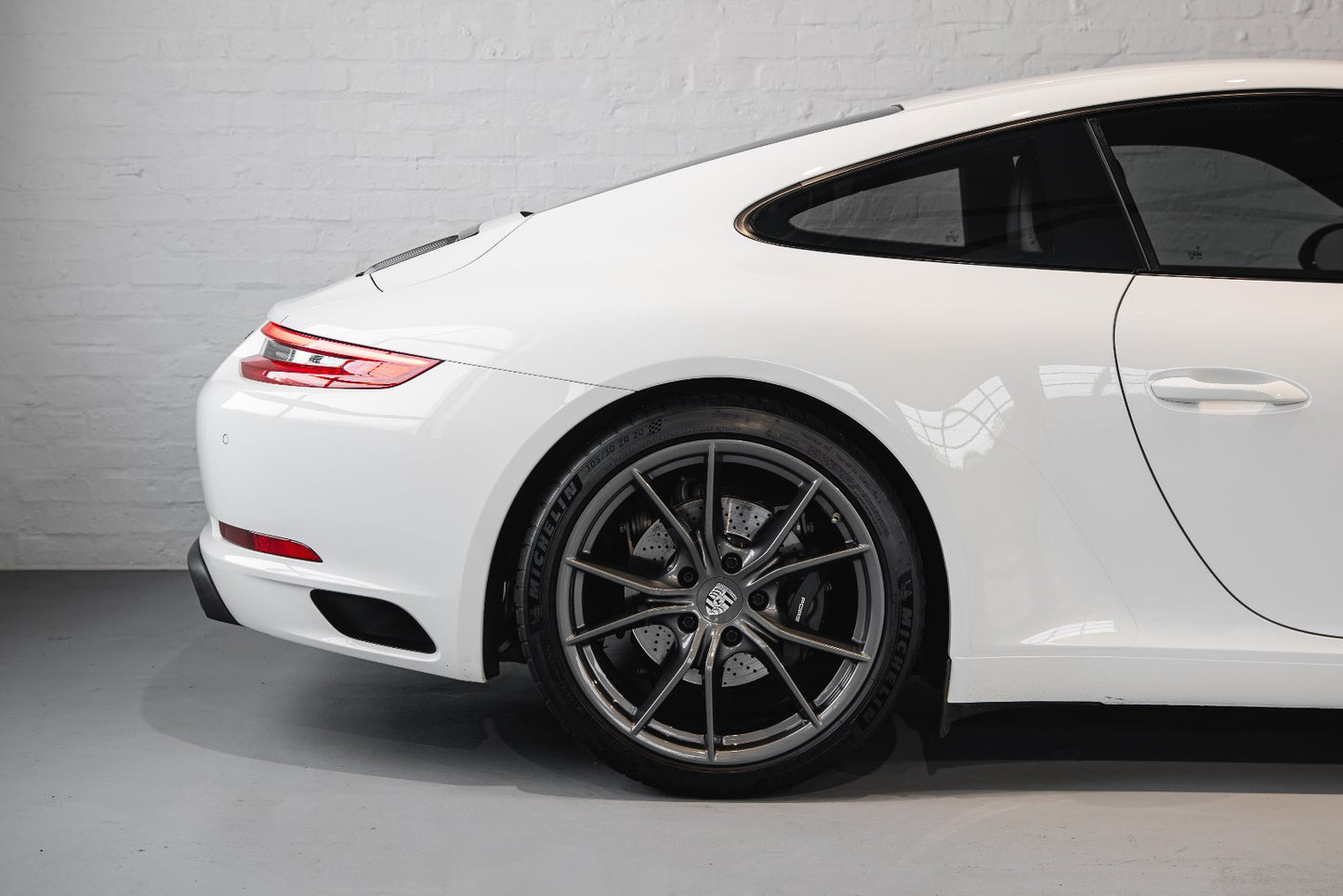 2018 Porsche 991.2 Carrera T PDK - 23 500kms
