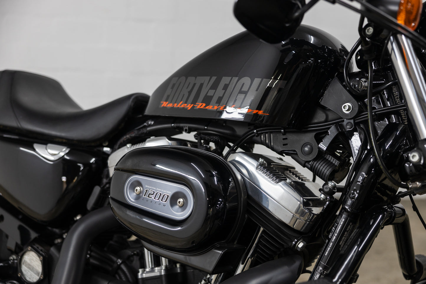 2014 Harley Davidson XL1200 - Forty-Eight - 9 300kms