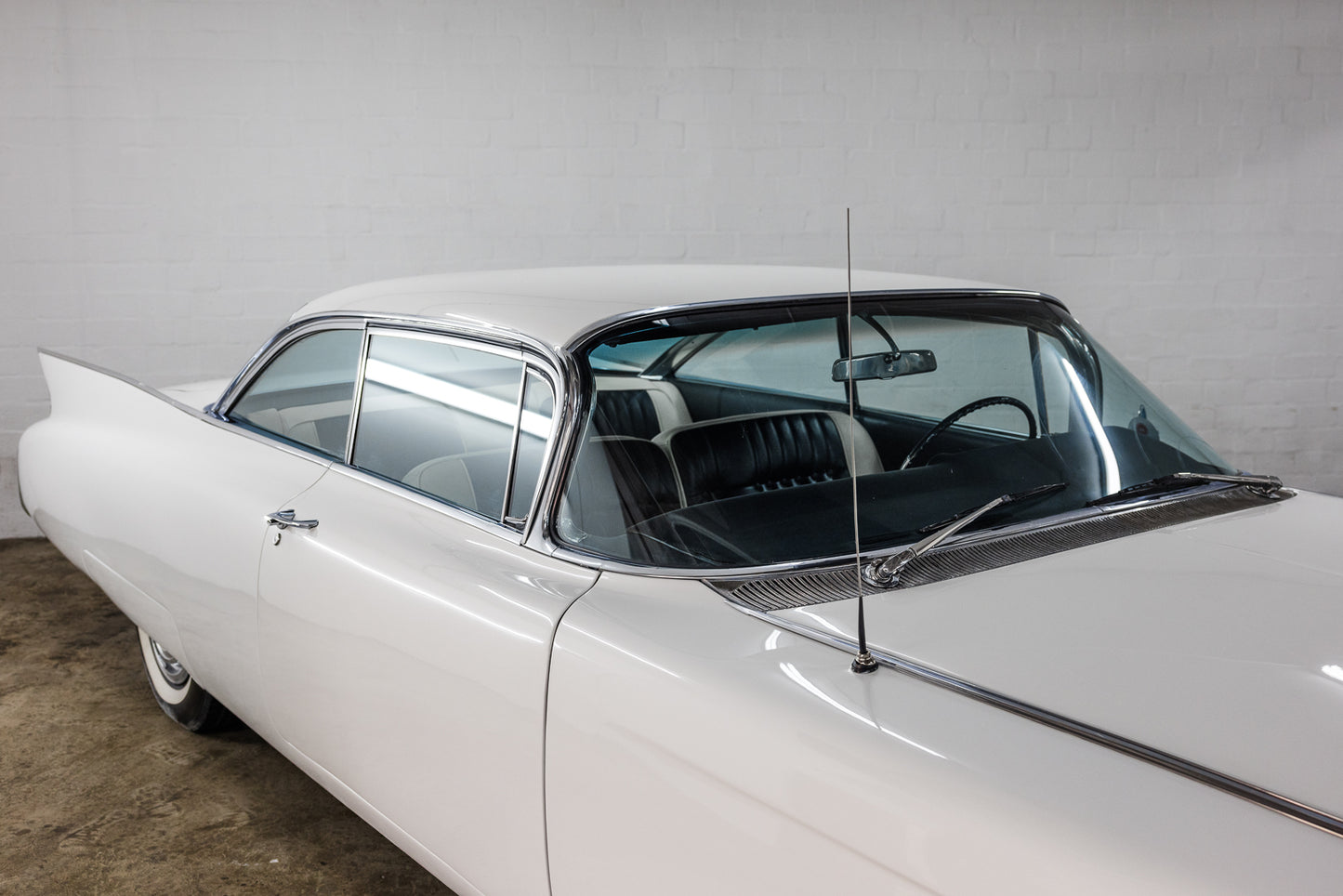 1960 Cadilliac Coupe DeVille - 79 103 Miles showing