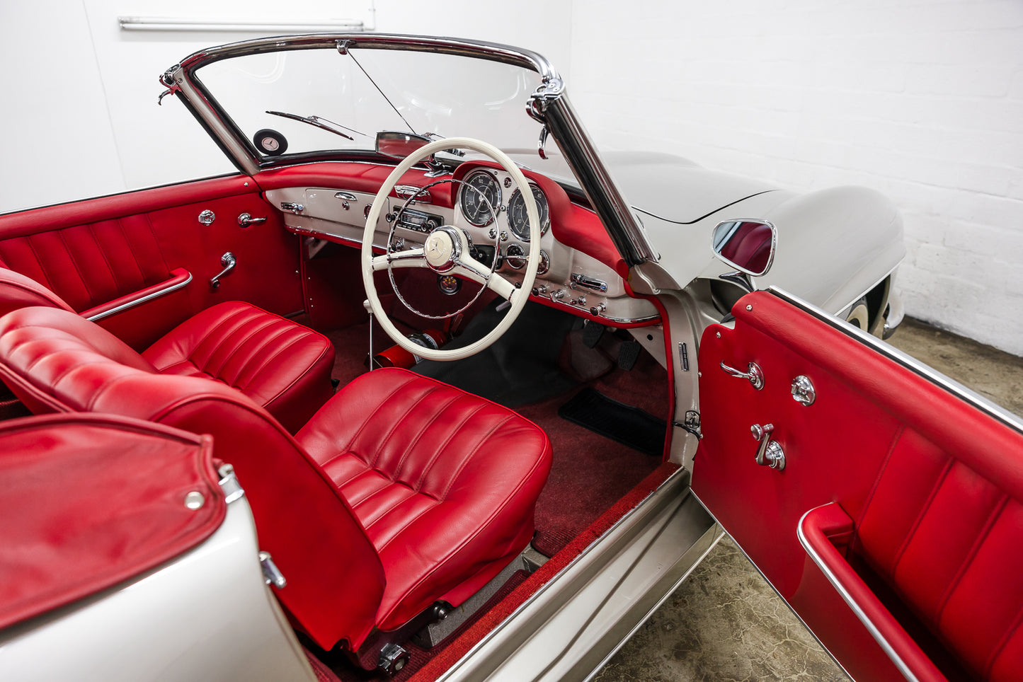 1958 Mercedes 190SL RHD - 94 709 Miles showing