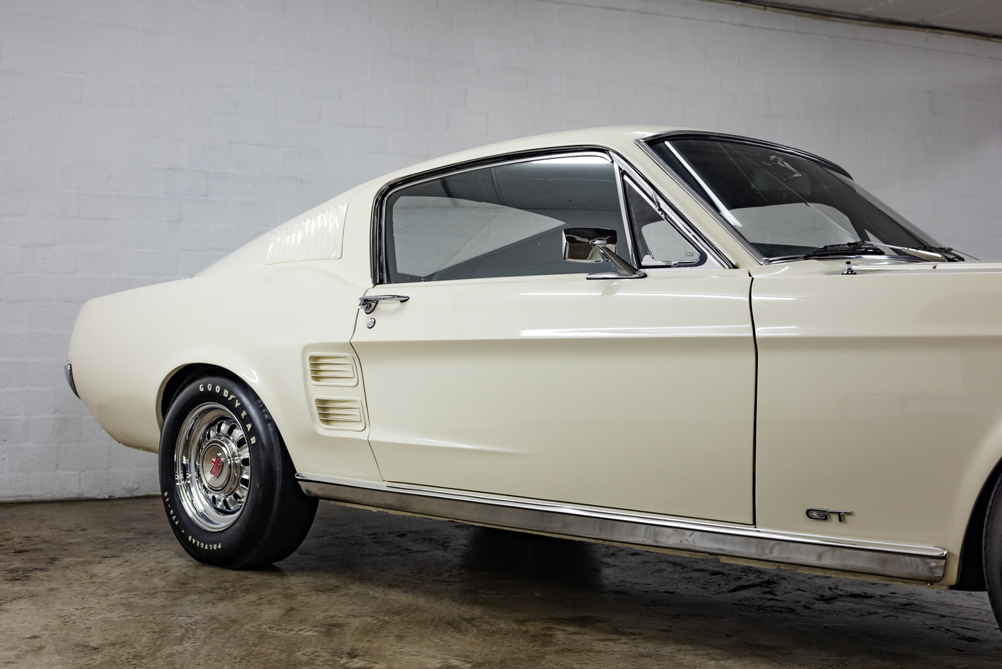 1967 Ford Mustang GT Fastback - 82 800 Miles