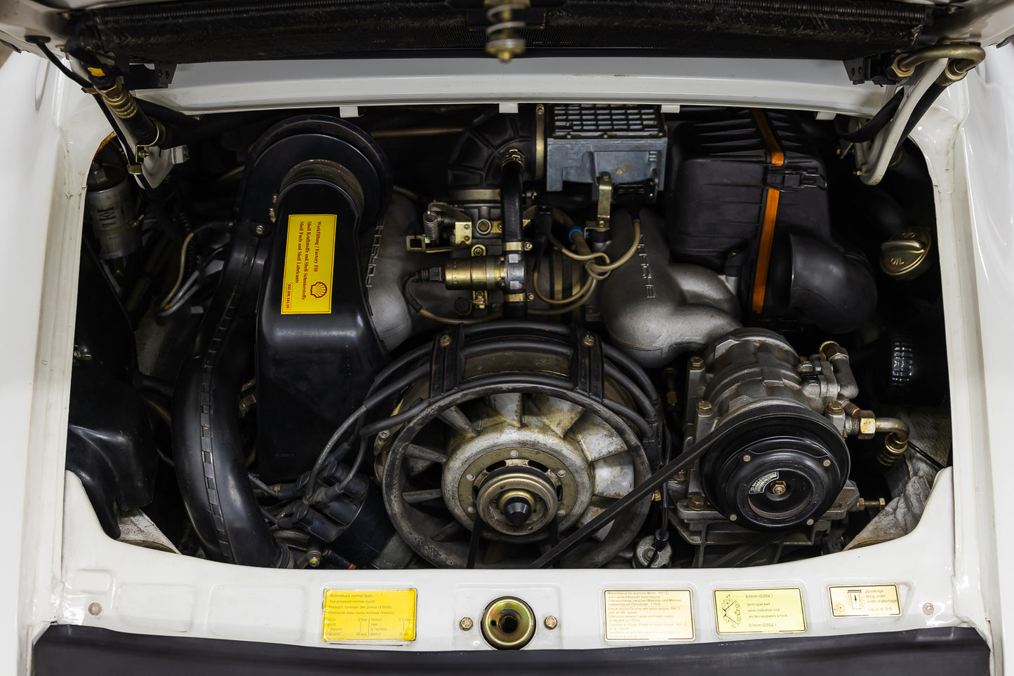 1985 Porsche 911 Carrera - RHD - Verified 14 711 kms