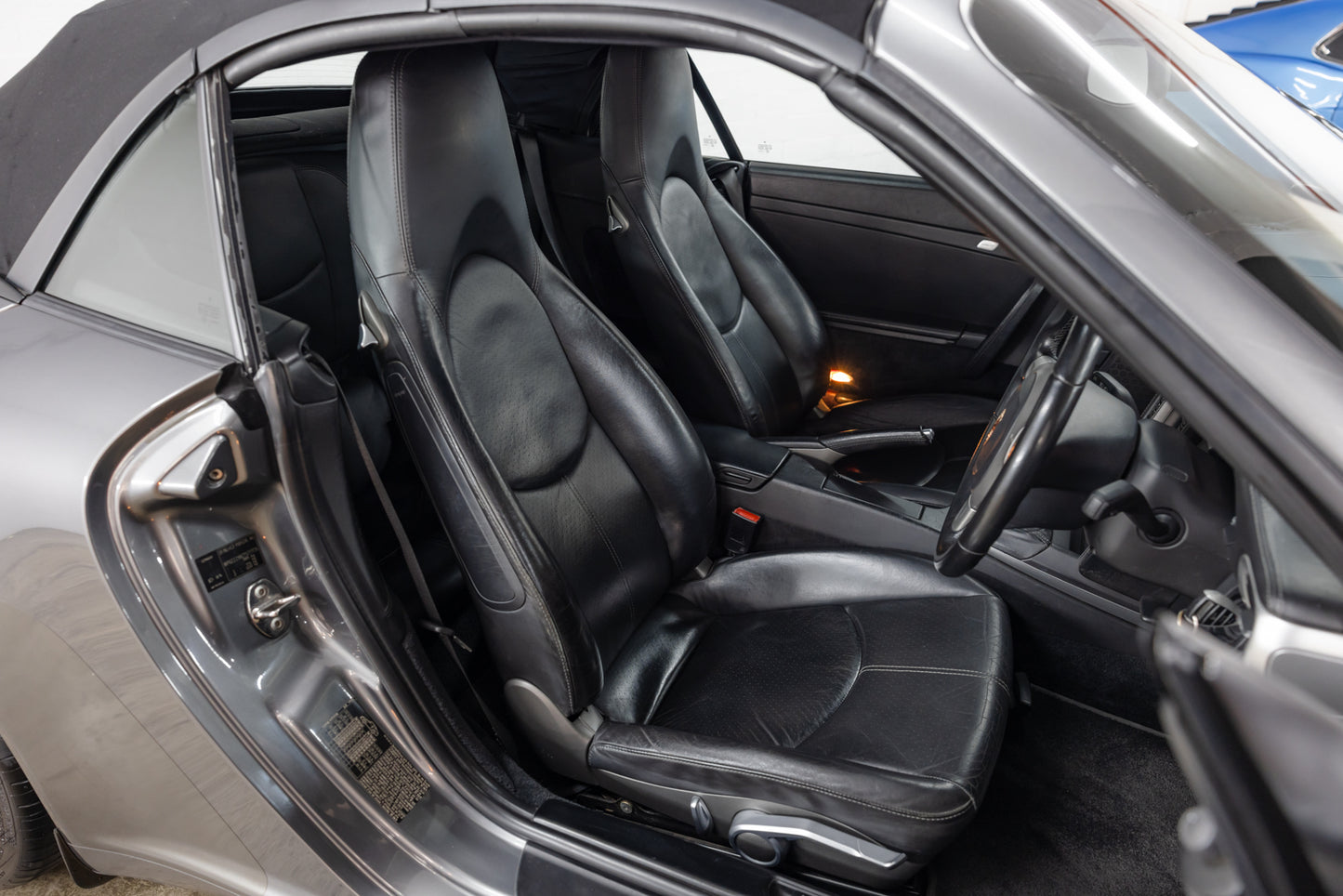 2006 Porsche 911 Carrera S Cabriolet - 114 700kms