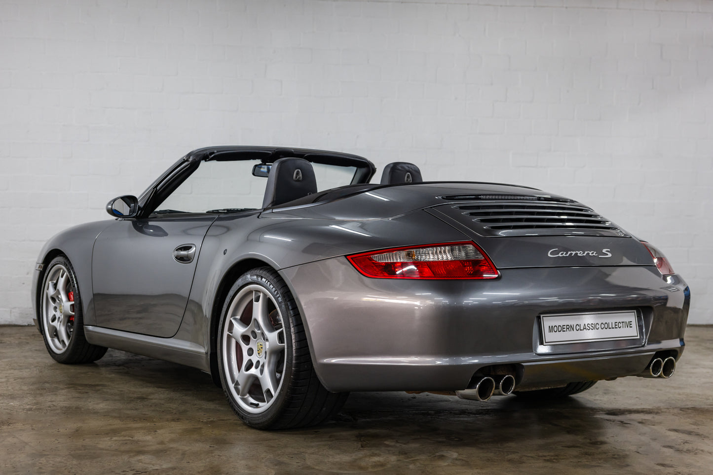 2006 Porsche 911 Carrera S Cabriolet - 114 700kms