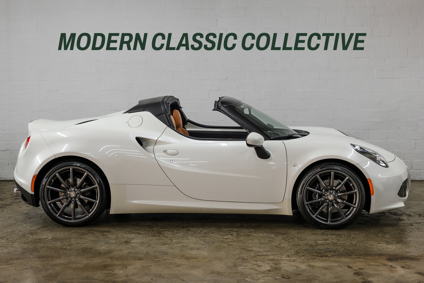 2016 Alfa Romeo 4C - 3900kms