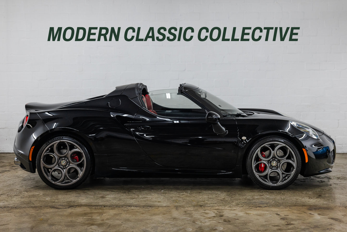 2016 Alfa Romeo 4C Spider - 27 000kms