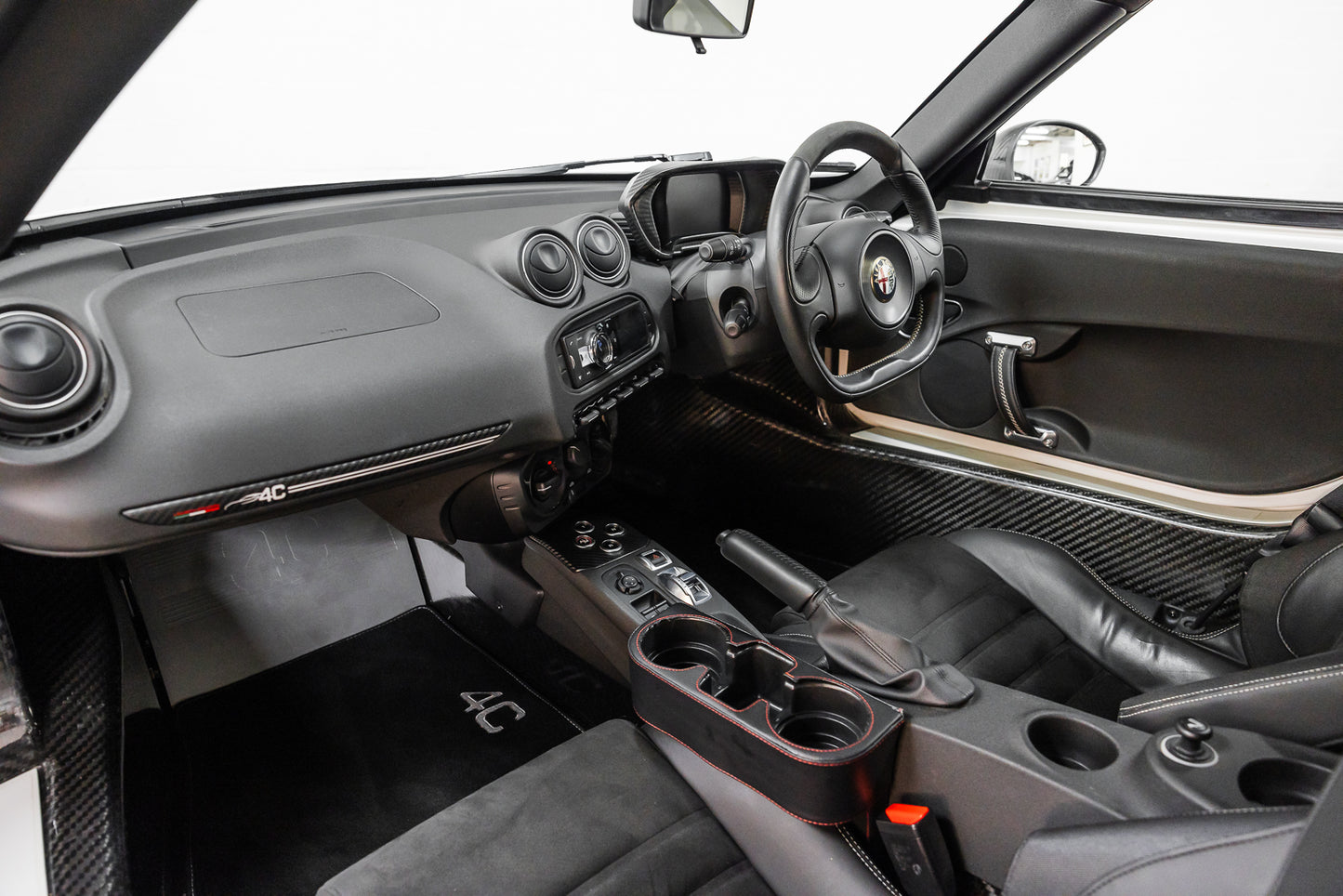 2015 Alfa Romeo 4C Coupe - Launch Edition - 150 of 500 - 4 800kms