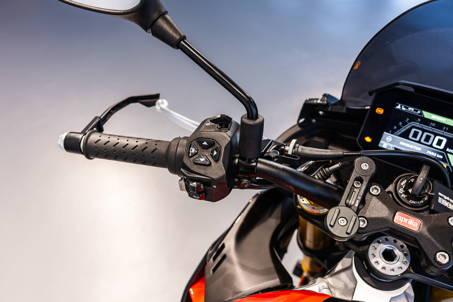 2021 Aprilia Tuono V4 Factory 1100 - 7 500kms