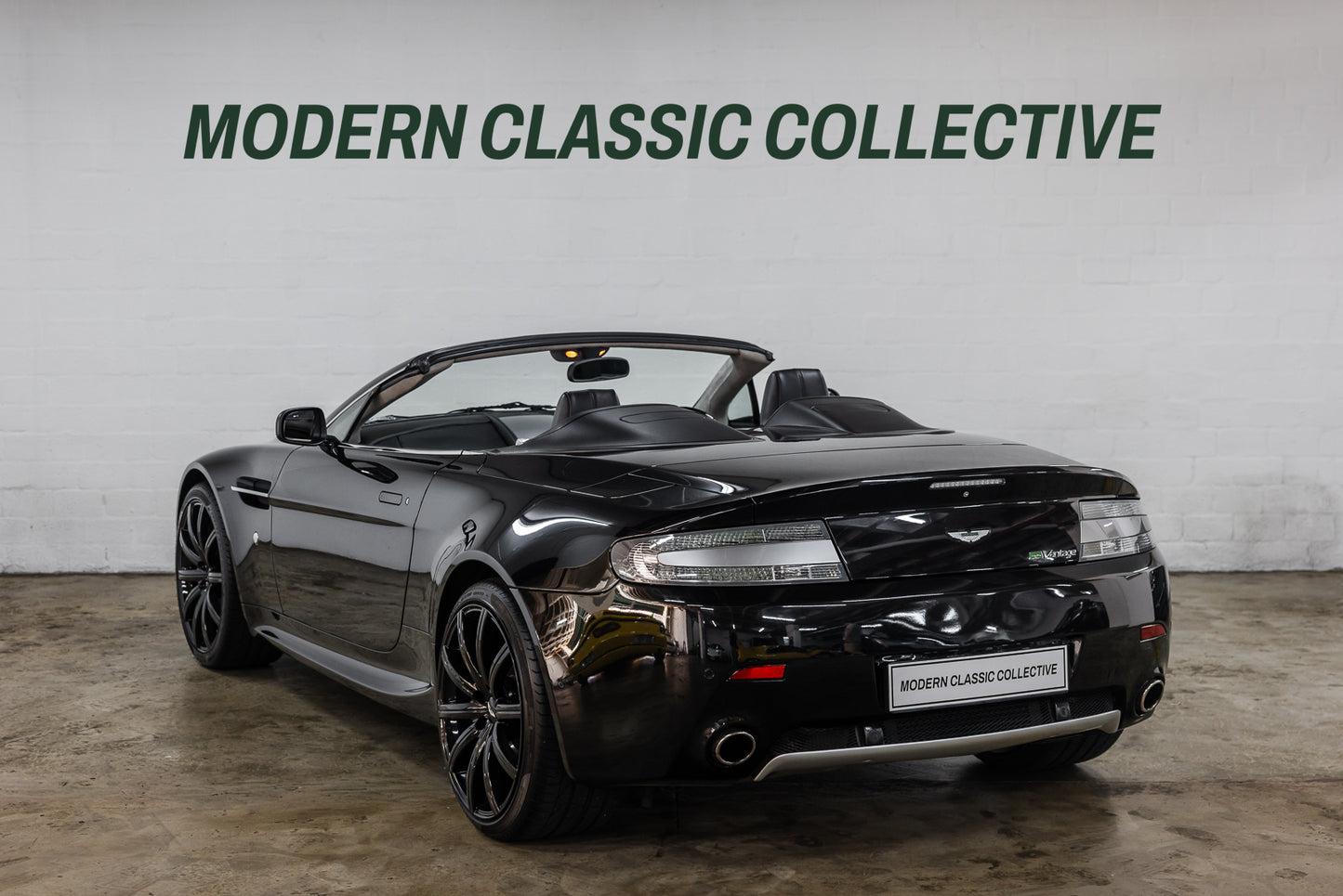 2009 Aston Martin V8 Vantage N400 Roadster 4.3 - 33 450kms