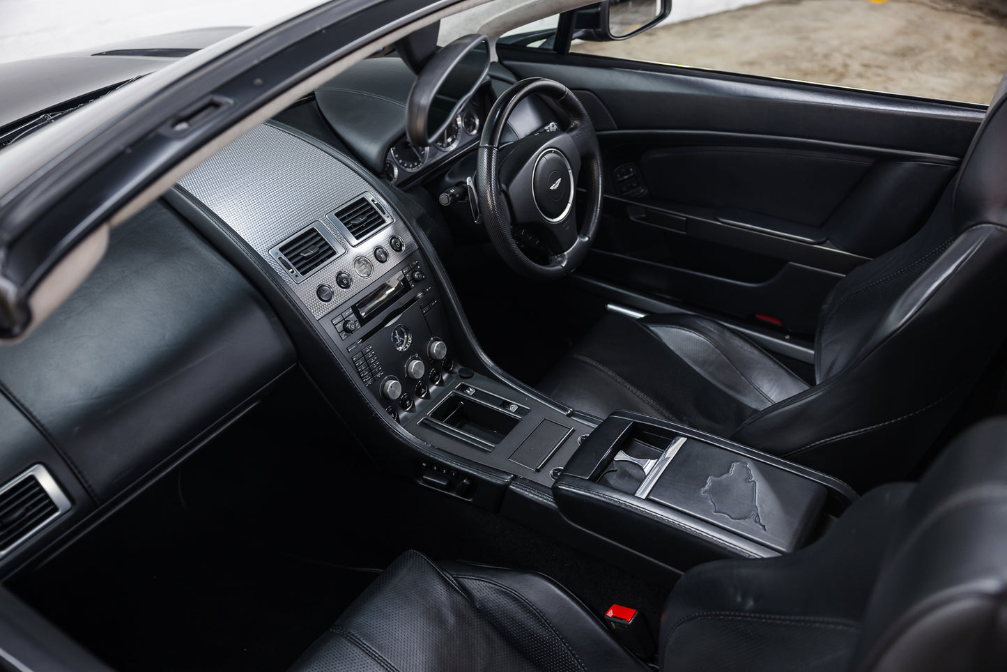 2009 Aston Martin V8 Vantage N400 Roadster 4.3 - 33 450kms