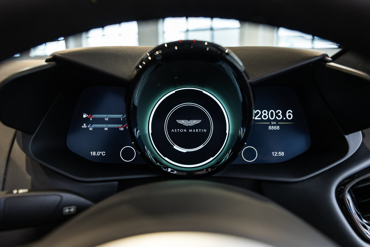 2021 Aston Martin V8 Vantage Convertible - 8 868 kms