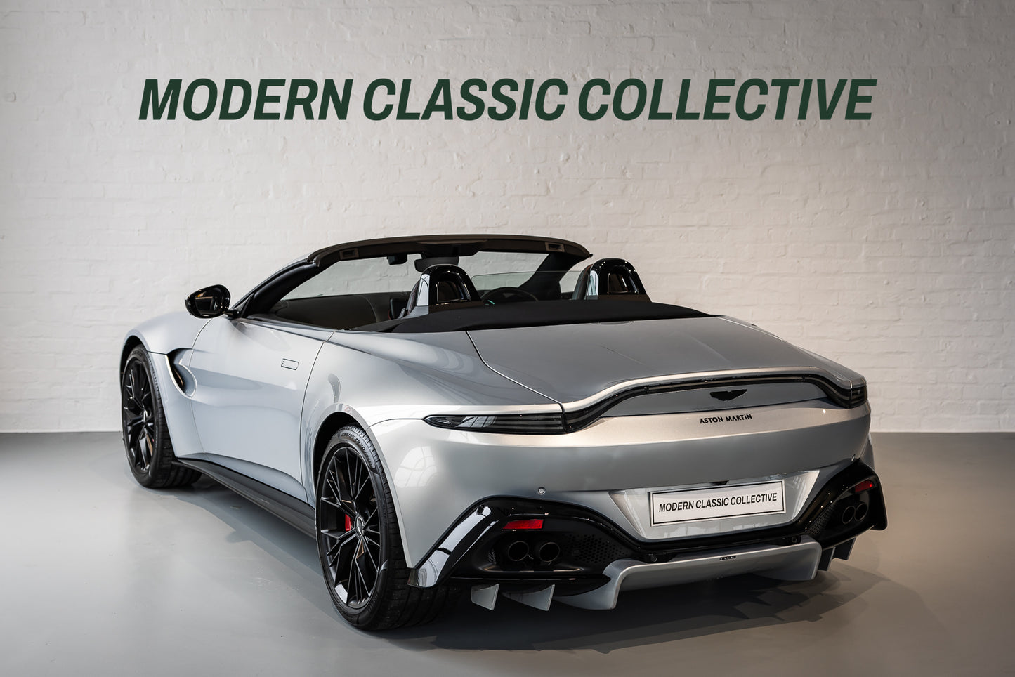 2021 Aston Martin V8 Vantage Convertible - 8 868 kms