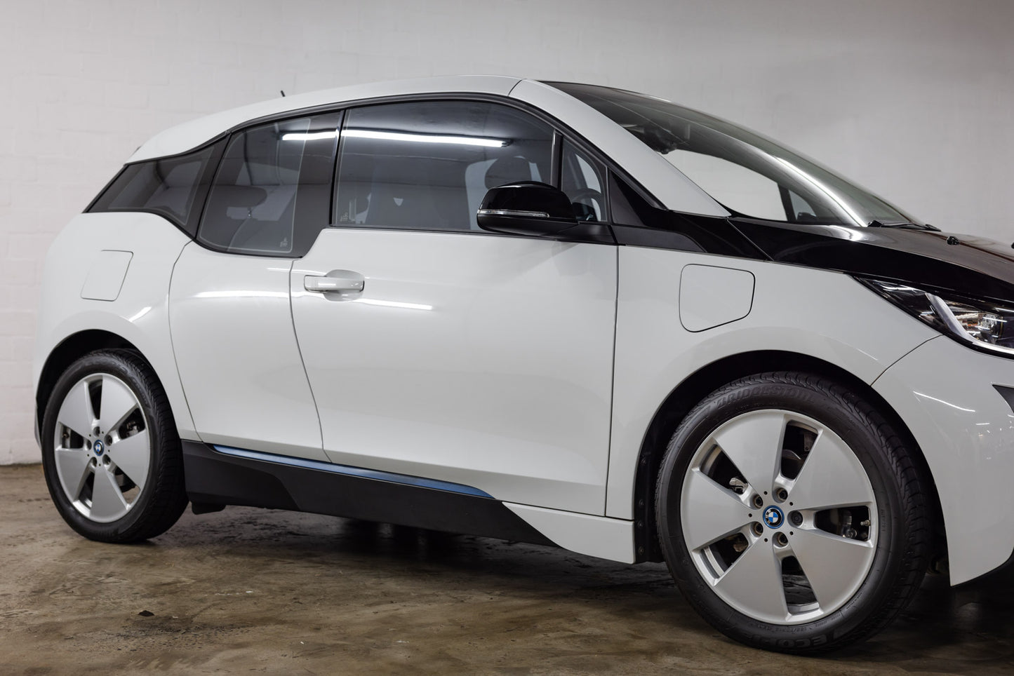 2018 BMW i3 - Range Extended - 36 600kms