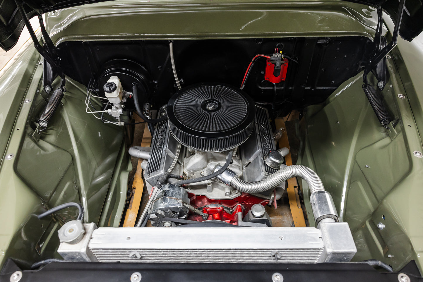 1958 Chevrolet Apache 3100 with air suspension - 20kms showing since build