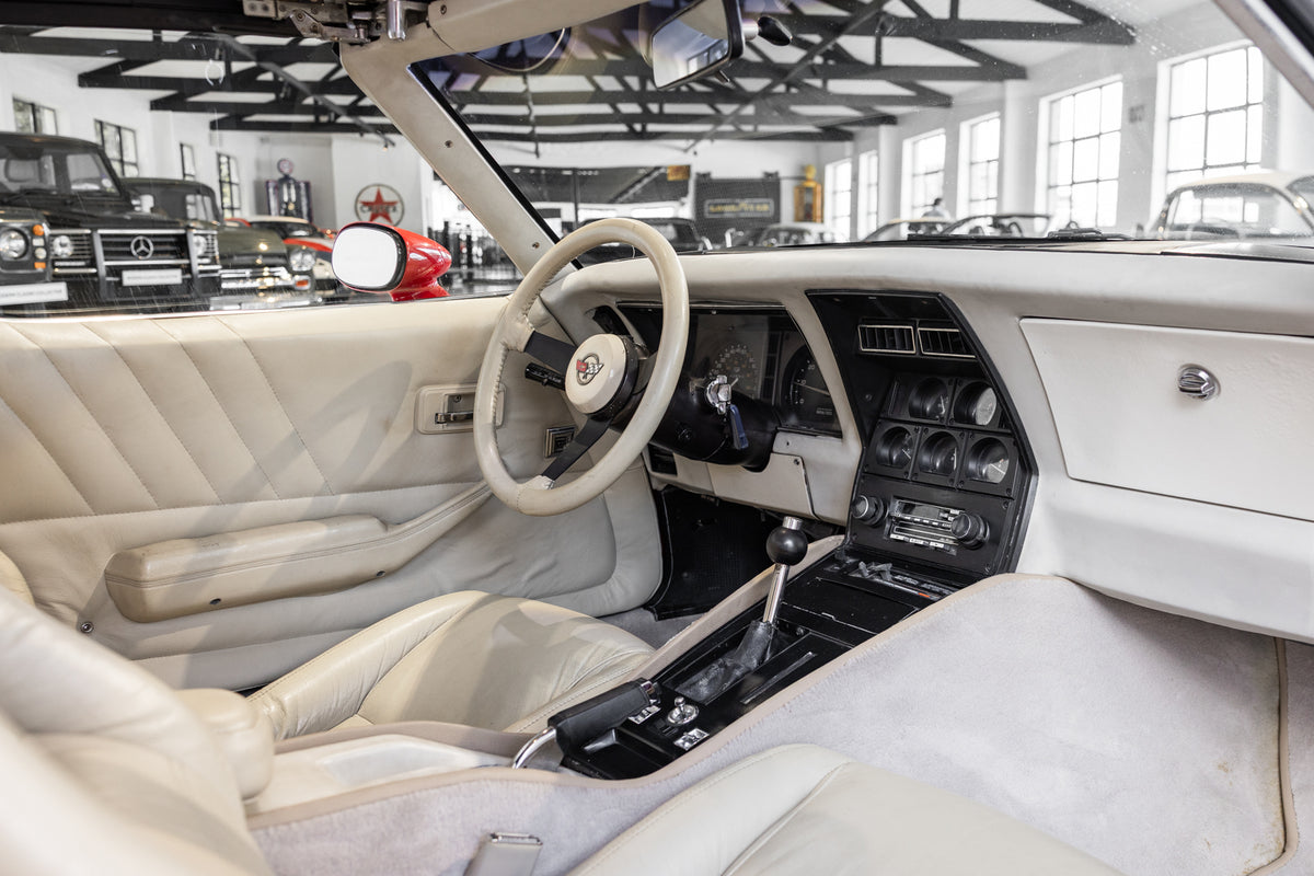 1982 Chevrolet Corvette C3 - 42 900 miles showing