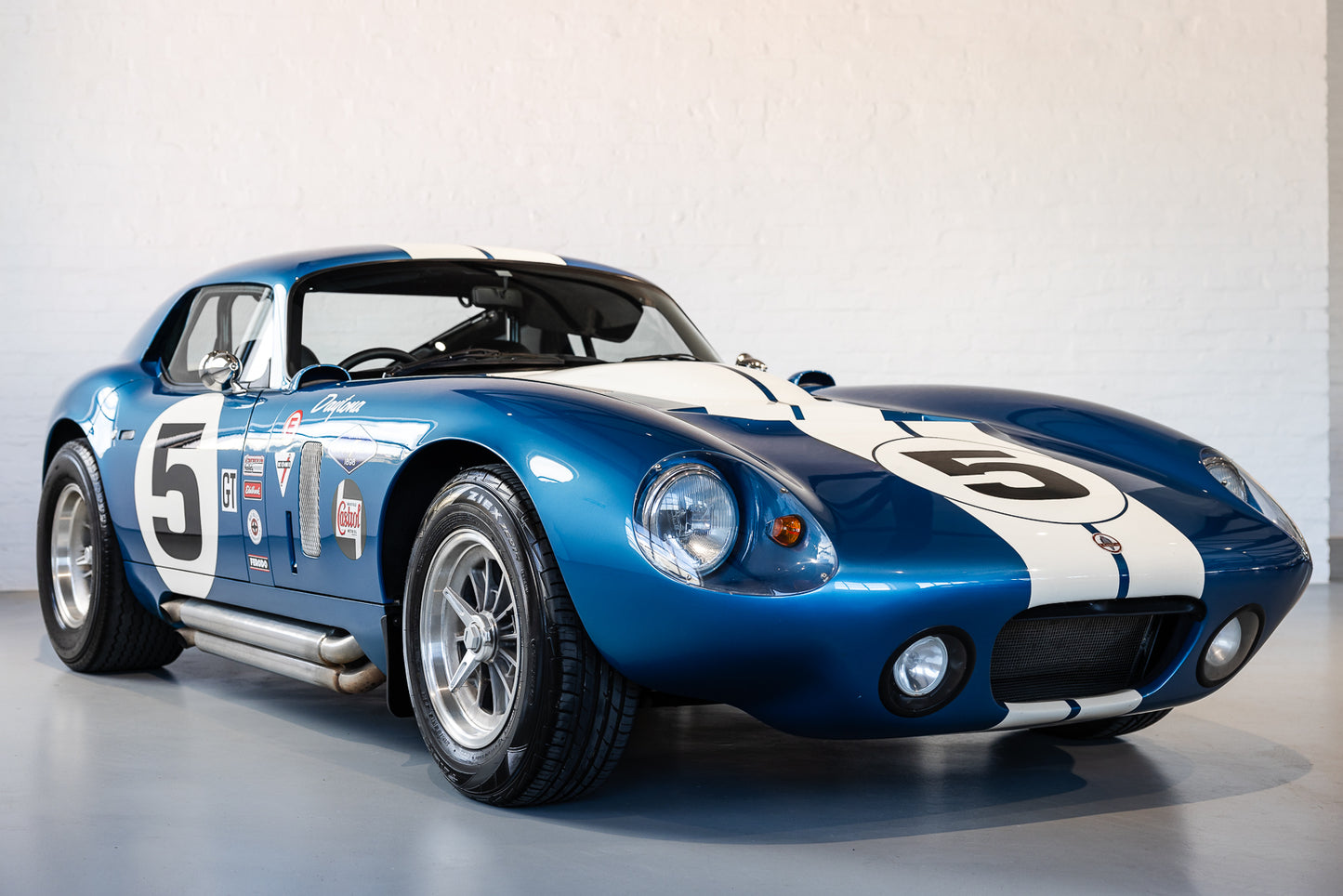 2016 Shelby Daytona Coupe 427ci - 3 369 miles