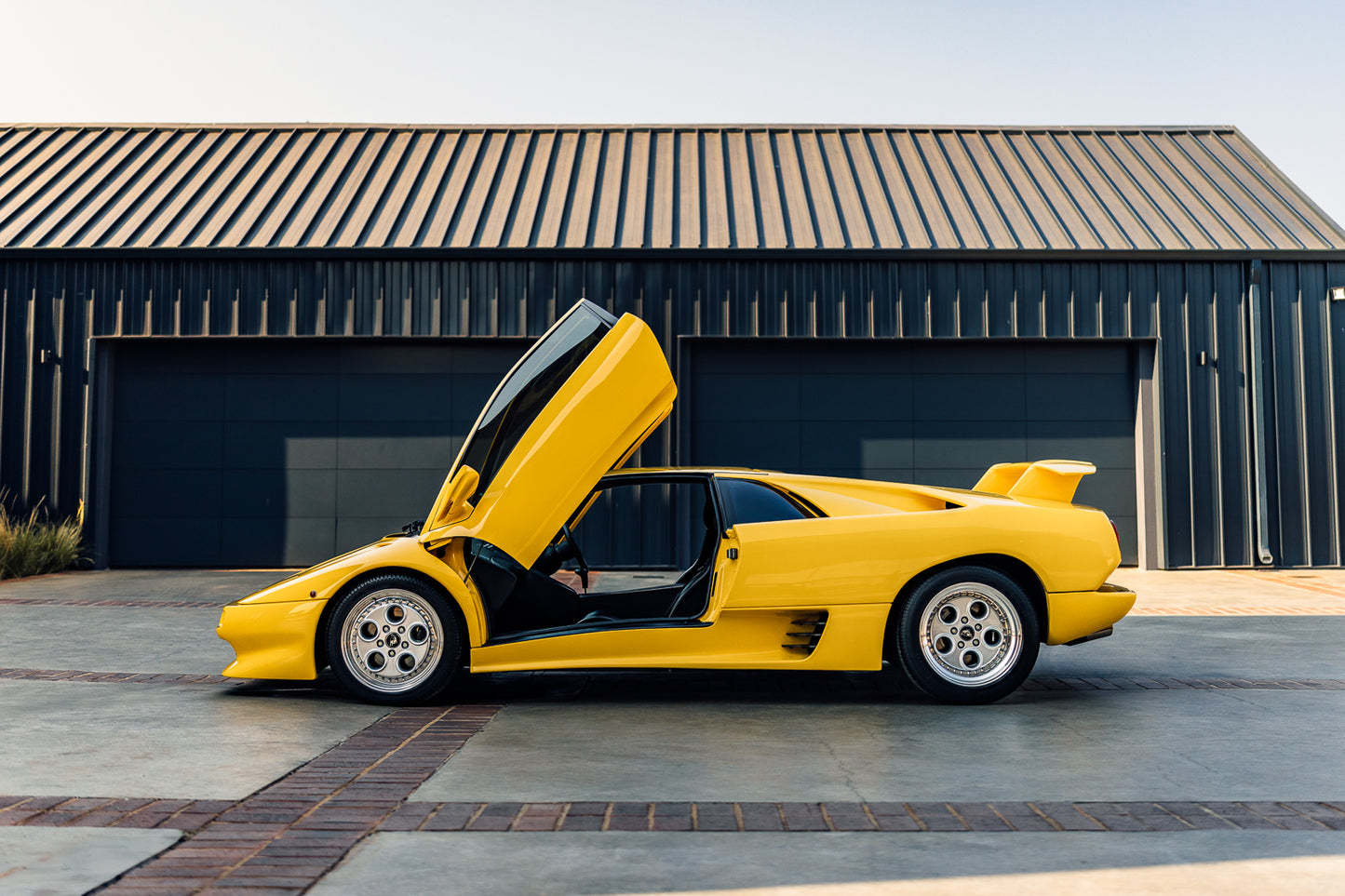 1995 Lamborghini Diablo VT - 95 000kms