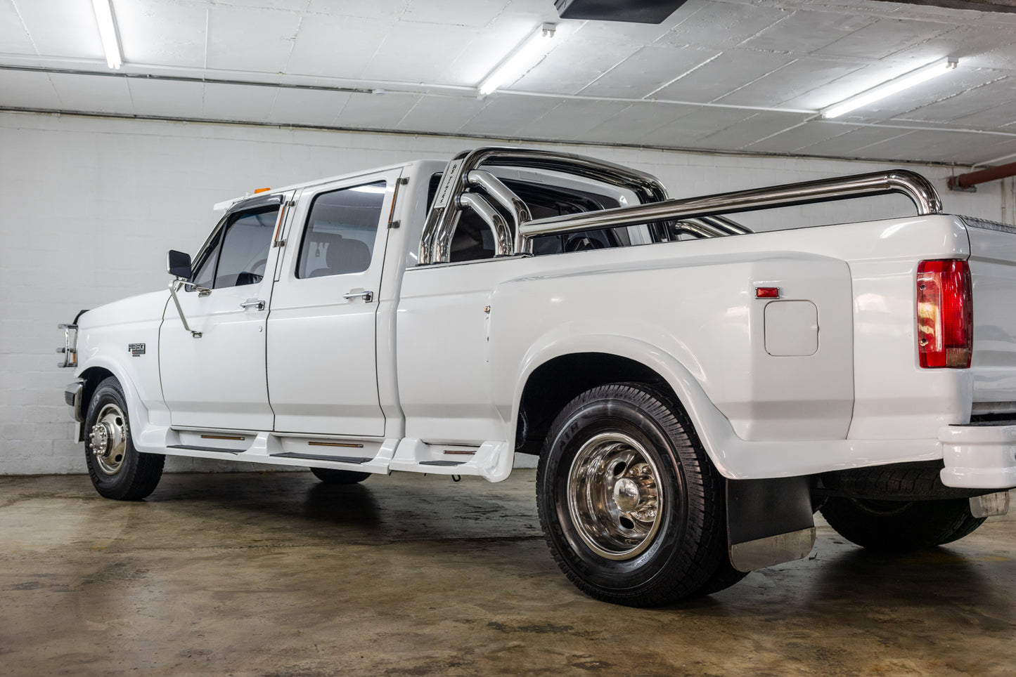 1993 Ford F350 XLT - 158 750 miles