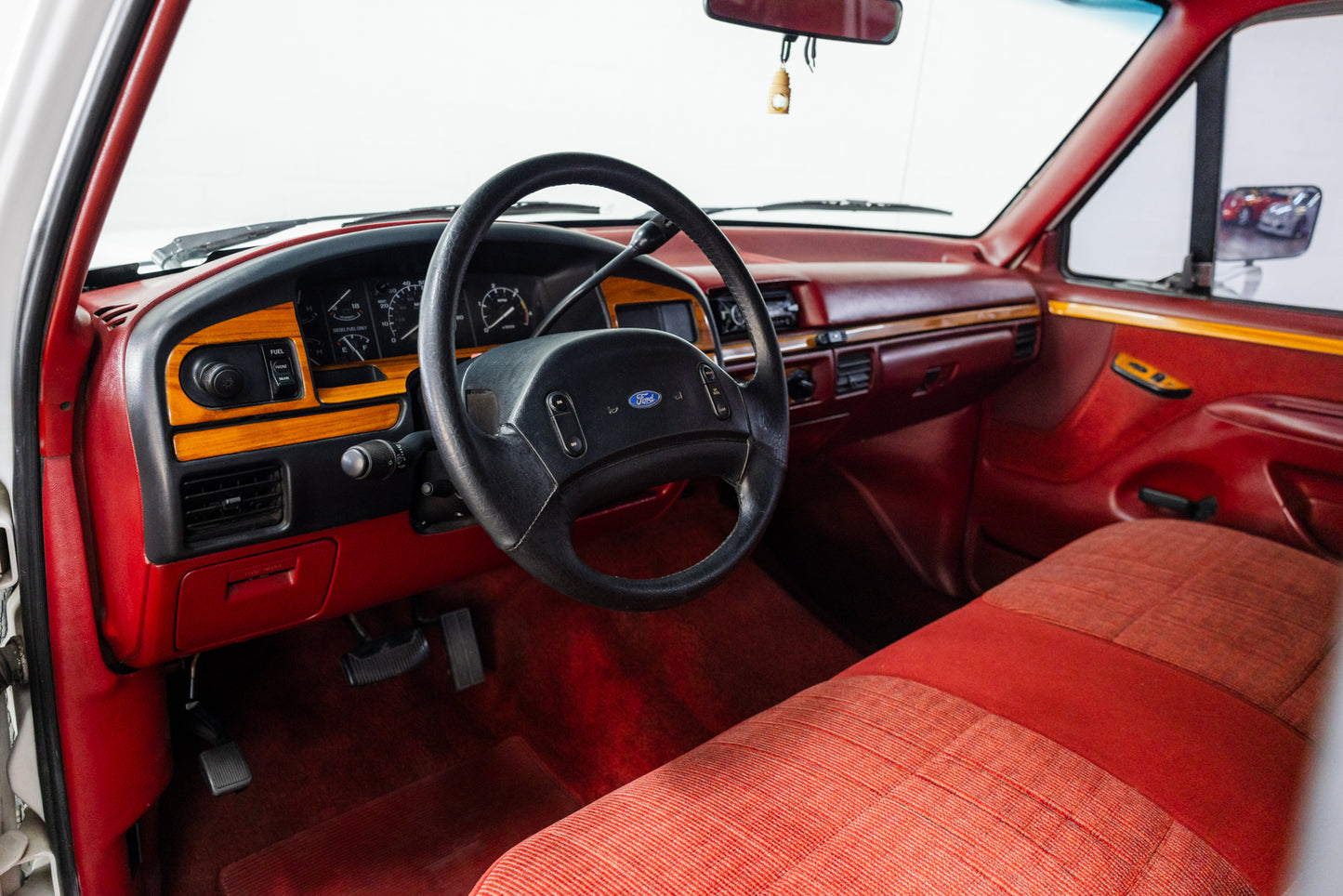 1993 Ford F350 XLT - 158 750 miles