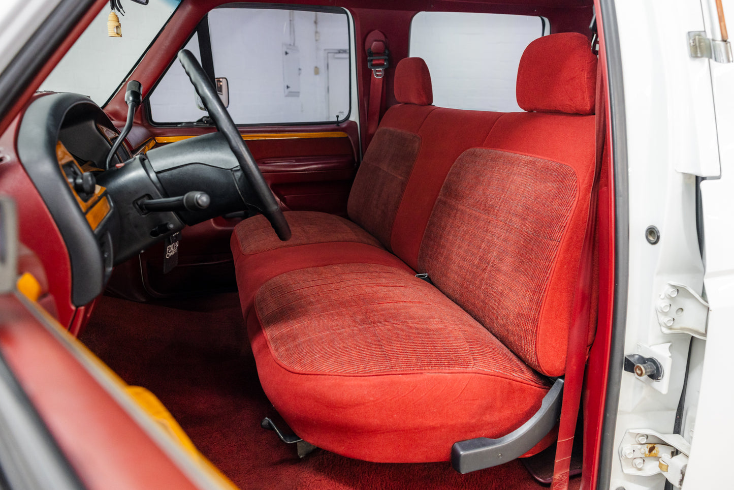 1993 Ford F350 XLT - 158 750 miles